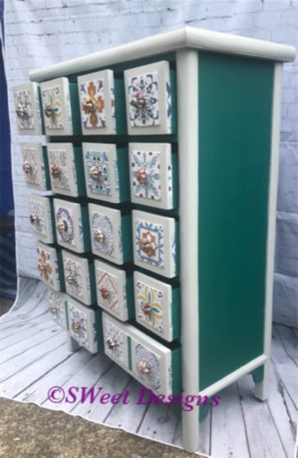 Chinese Apothecary Unit